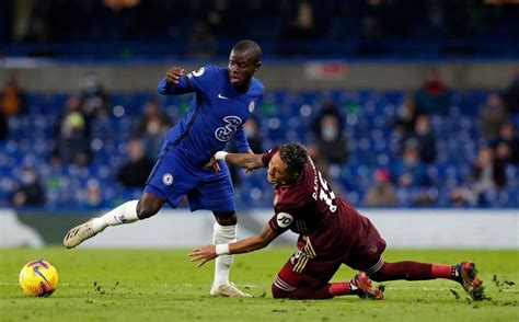 Chelsea đấu với Leicester